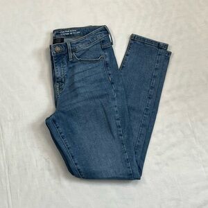 Mossimo Supply Co. High Rise Skinny Medium Wash Power Stretch Jeans - Sz 6 Short